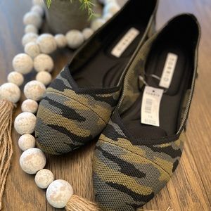 TORRID 💫 FLATS